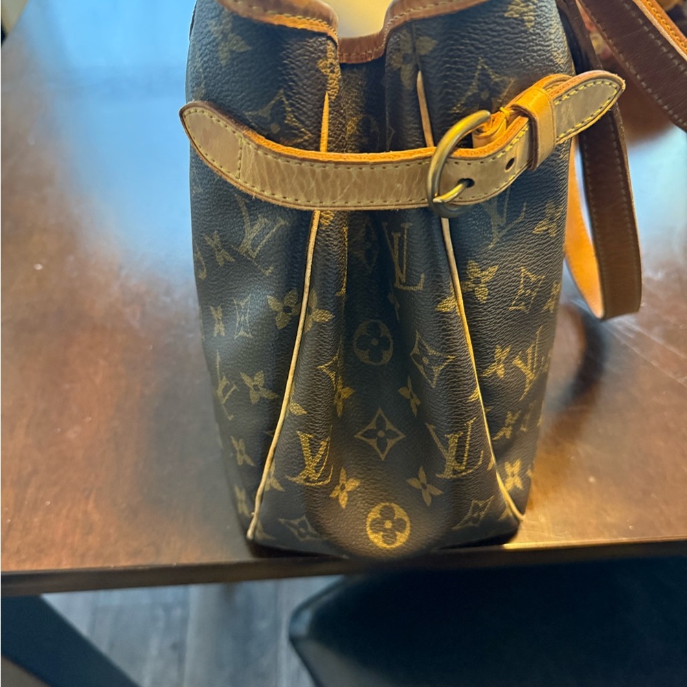 Louis Vuitton Brown and Tan Monogram Tote - Picture 3 of 10